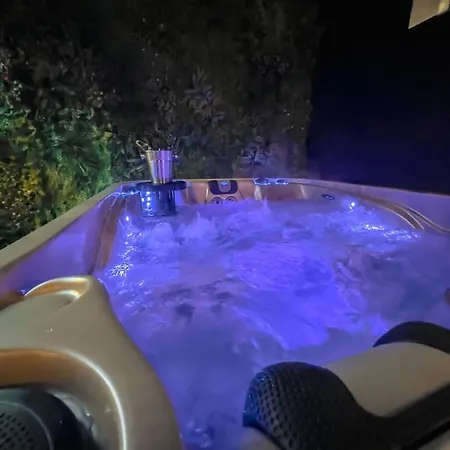 Apartment Le Clos Du Rempart & Jacuzzi